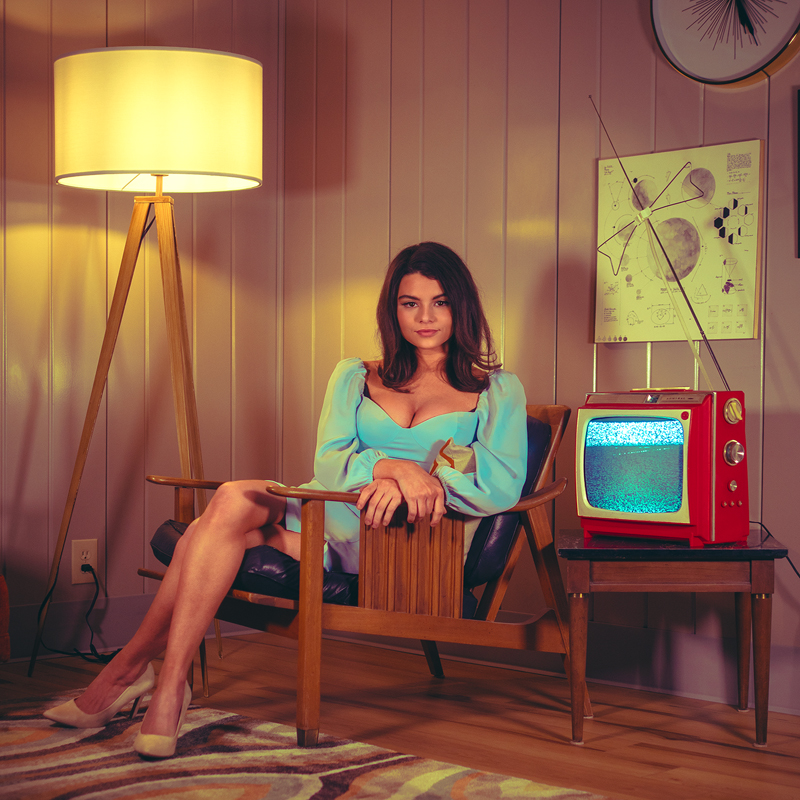 Please wait while picture loads