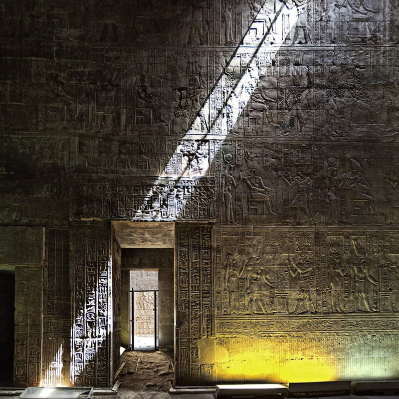 Please wait while picture loads