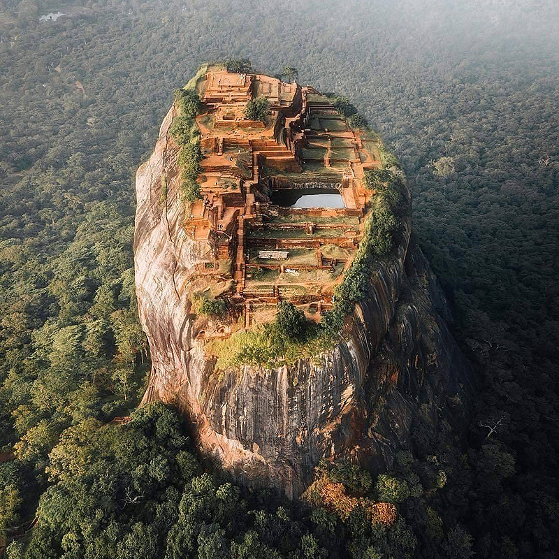 Please wait while picture loads